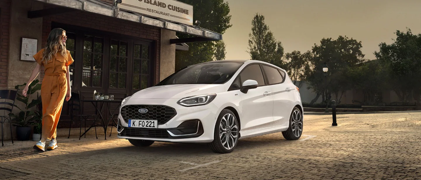 ford-feature_vehicle-de-GUX3_BB925_Fiesta_B-21x9-2160x925-first-billboard.jpg.renditions.extra-large